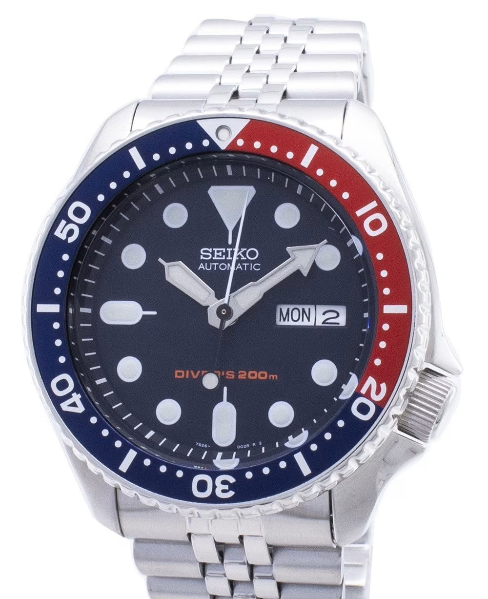 Seiko SKX009K2 Automatic Diver's 200M "Pepsi" Blue-Red Bezel Jubilee Bracelet Men's Watch