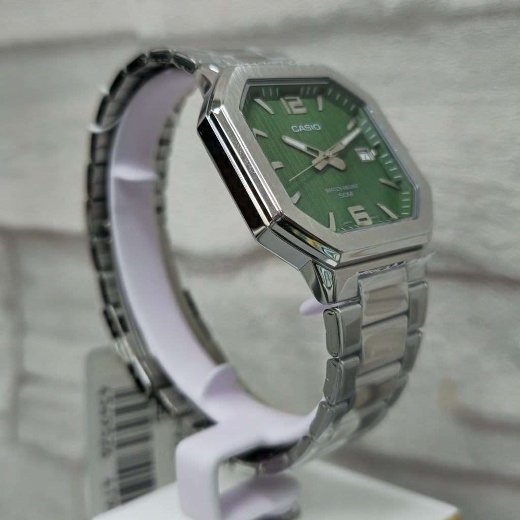 Casio Standard "Octagonal Sport" MTP-B195D-3AVDF Green Dial 38mm Stainless Steel Men's Watch